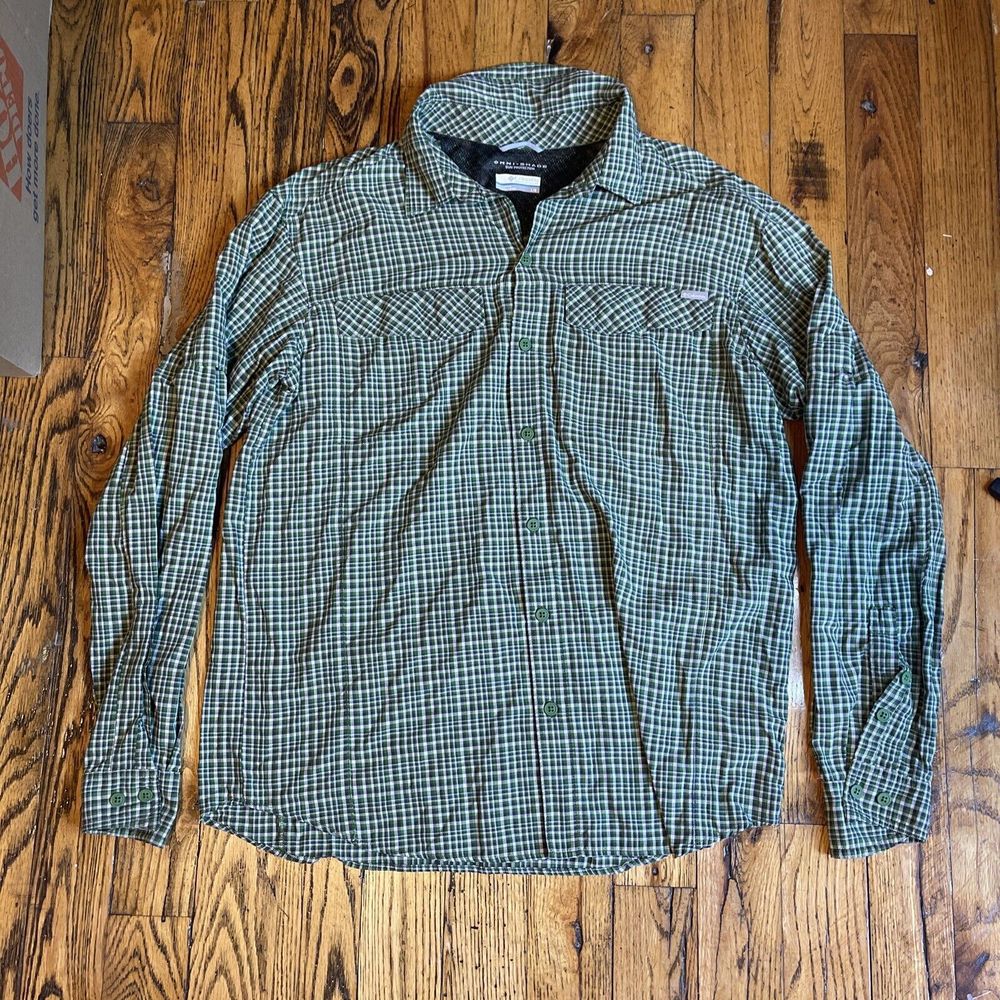 Columbia Men’s Large Green Plaid Button Up Long Sleeve Shirt